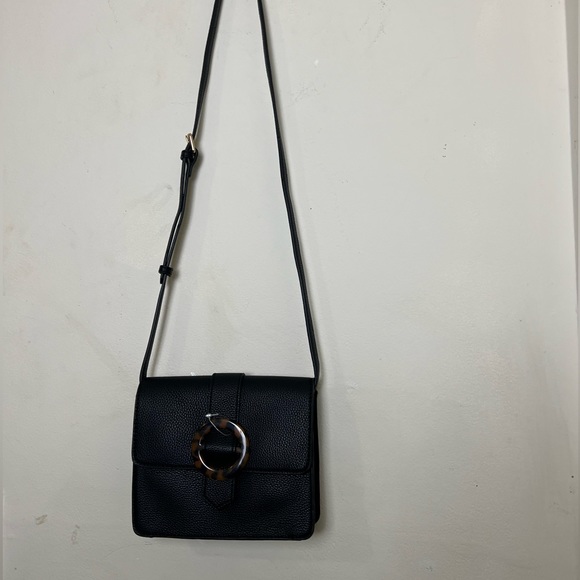 Moda Luxe’s - Emory Crossbody Black - Picture 16 of 16